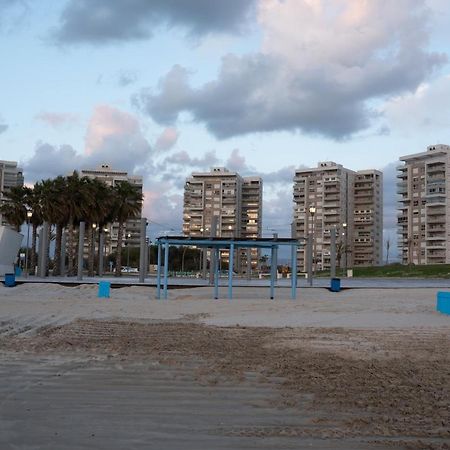 Argaman Beach Apartment Akko Eksteriør billede